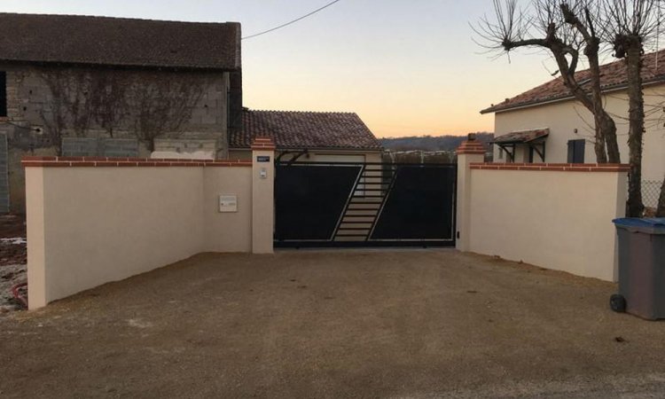 Pose d'enduit isolant extérieur maison - Montauban - Charpente Portal